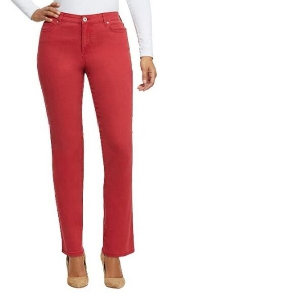 Bandolino Women's Mandie Signature Fit Mid Rise Straight Jean Apple Spice Red - Picture 2 of 16